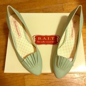 Sea Foam Green heels BAIT Footwear size 8